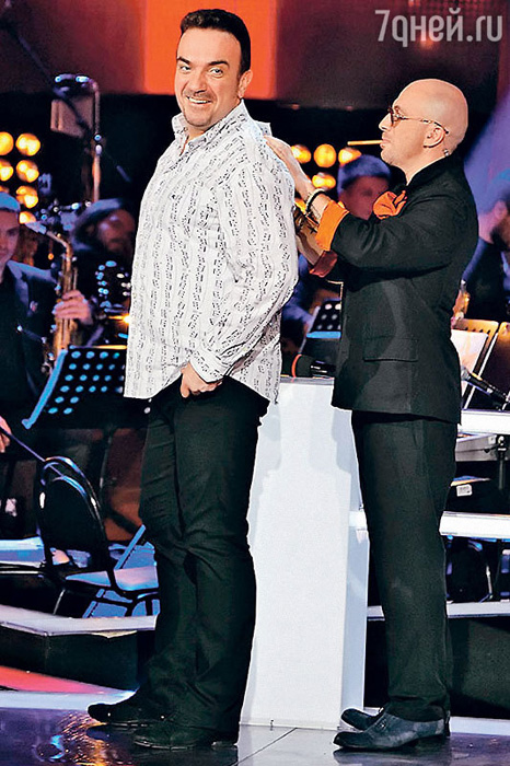 Сергей Жилин и Дмитрий Нагиев на шоу Голос. Фото: Первый канал